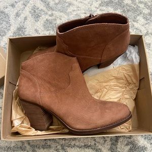 Lucky Brand booties
